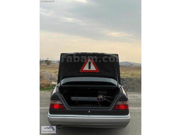 1994 E200 CAM GİBİ BAKIMLI MASRAFSIZ SUNROOF KLİMA ABS