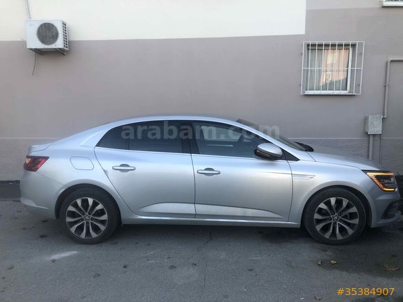 2025 Ocak Çıkışlı Renault Megane 1.3 TCe Icon 
