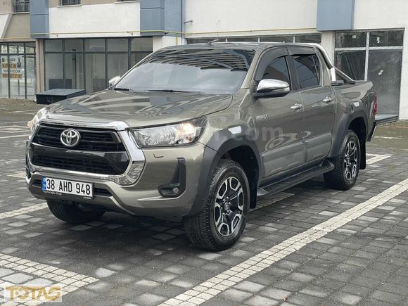 2021 MODEL 4*2 Hİ-lux KM:135.000