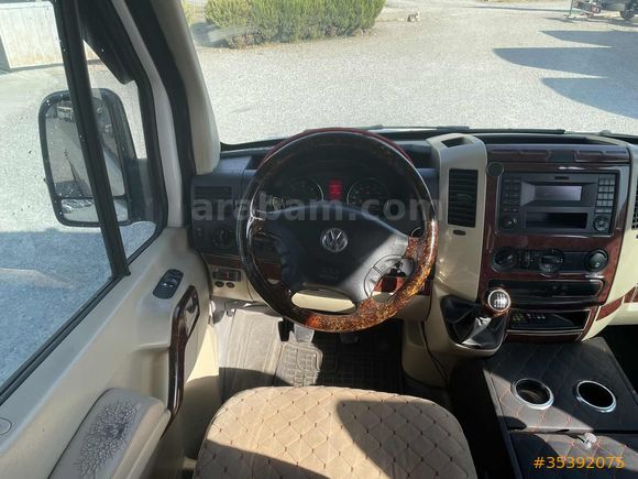 YAŞAROĞLU 2015 MODEL VW CRAFTER 19+1 SIFIR MOTOR OKUL EX.UZUN