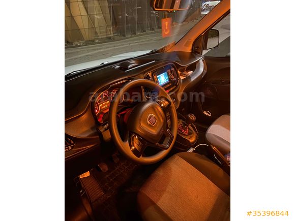 Sahibinden Servis bakımlı  Maxi 2022 Model 