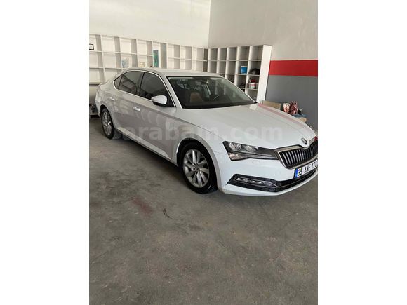 Sahibinden Skoda SuperB 1.6 TDI Premium 2020 Model Şanlıurfa 154000 km Beyaz