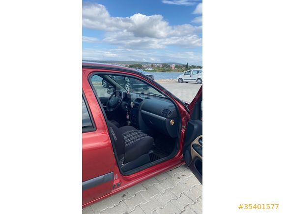 Bayandan OTOMATİK  temiz kullanılmış Renault Clio 1.4 