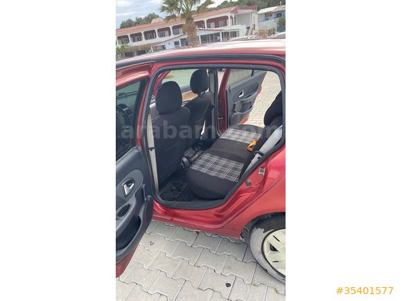 Bayandan OTOMATİK  temiz kullanılmış Renault Clio 1.4 