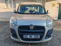 Sahibinden düşük km temiz aile aracı. Fiat Doblo Combi 1.6 Multijet Premio 2011 Model