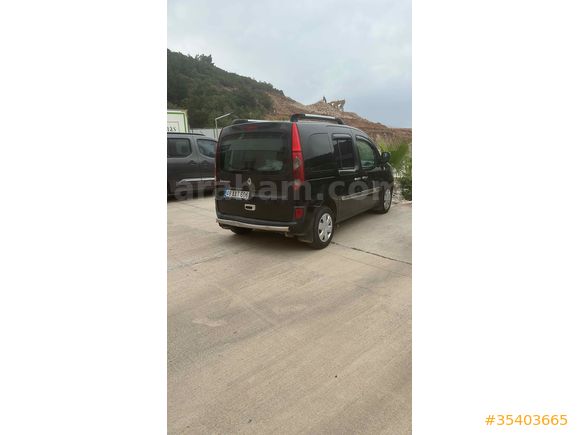 Sahibinden Renault Kangoo Multix 1.5 dCi Authentique 2010 Model  3.000 km Siyah