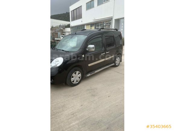 Sahibinden Renault Kangoo Multix 1.5 dCi Authentique 2010 Model  3.000 km Siyah