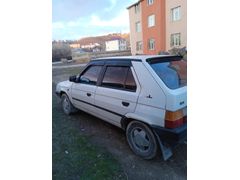 satılık Skoda Favorit 1.3 GLX 1993 Model sıfır motor.iki yıl muayenesi mevcuttur