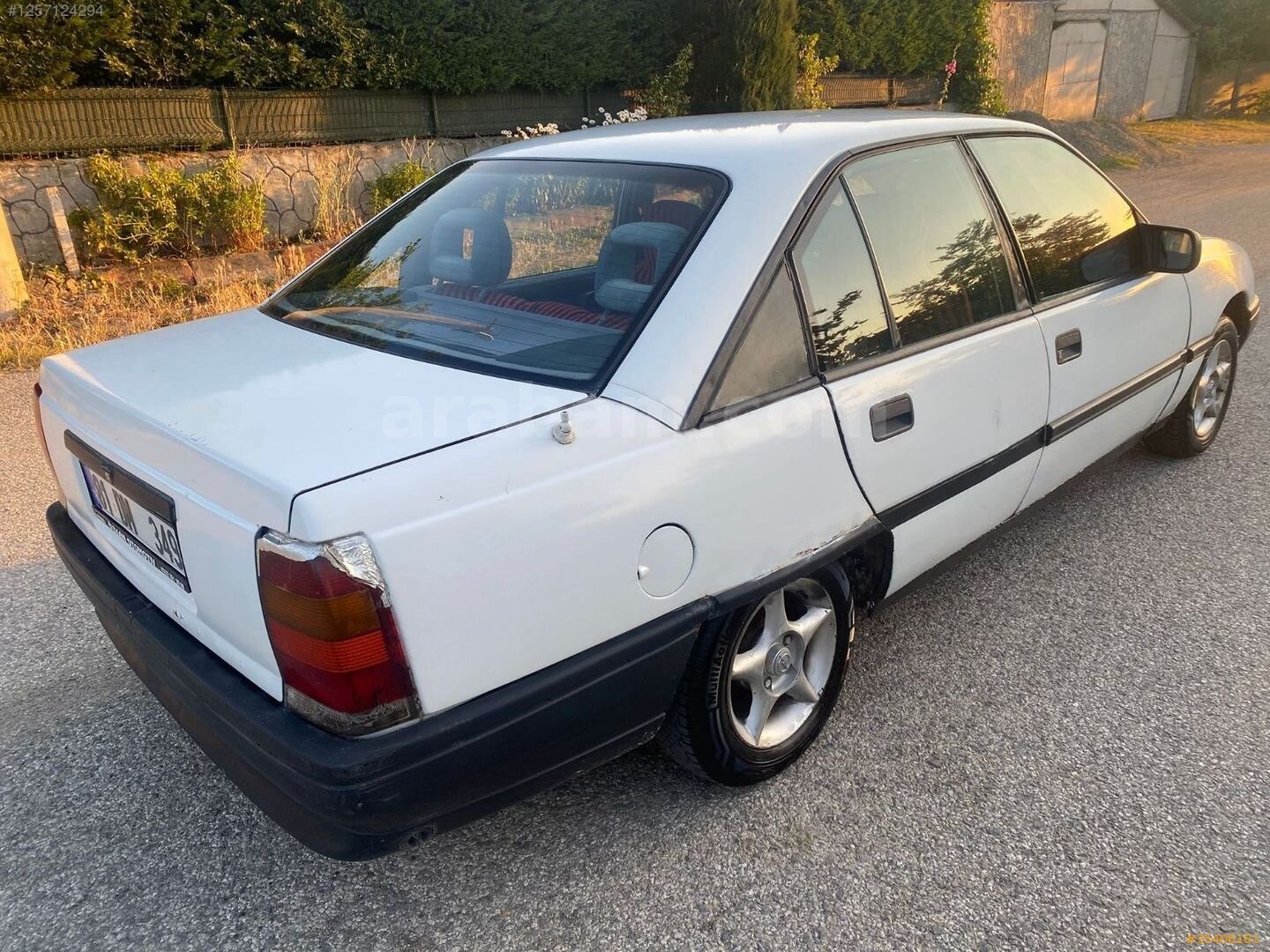 Galeriden Opel Omega 2.0 CD 1989 Model Düzce 396.000 km Beyaz 4