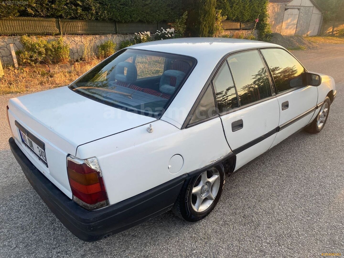 Galeriden Opel Omega 2.0 CD 1989 Model Düzce 396.000 km Beyaz 7