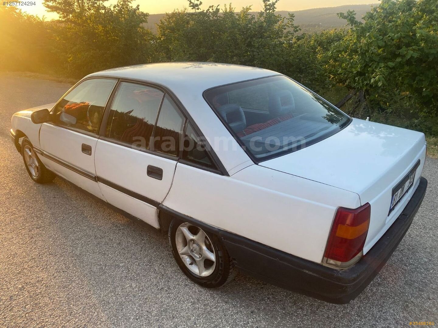 Galeriden Opel Omega 2.0 CD 1989 Model Düzce 396.000 km Beyaz 6