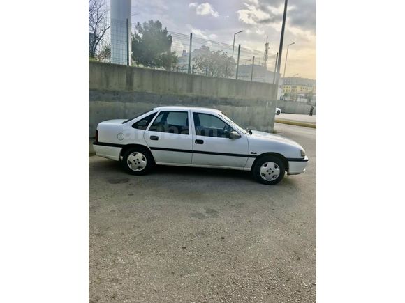 Sahibinden Opel Vectra 2.0 GLS 1994 Model 