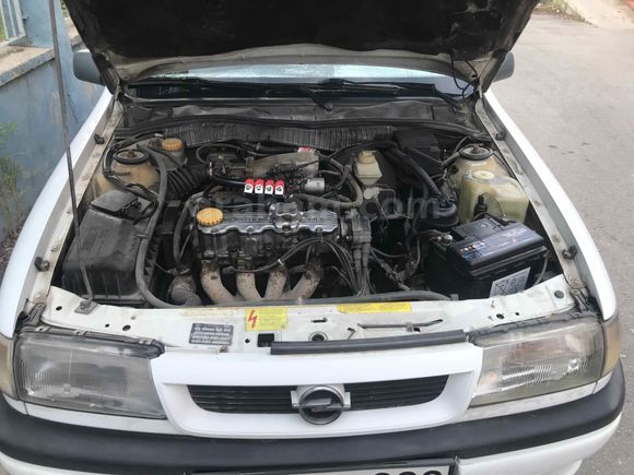 Sahibinden Opel Vectra 2.0 GLS 1994 Model 