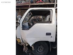 Kia Bongo 2.7 motor muayyer araç üzerinde