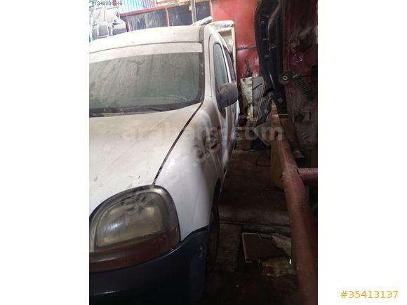Renault Kangoo sol ön kapı