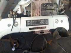 Peugeot J9 premier ön tampon
