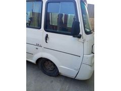 Peugeot J9 premier sağ ön kapı