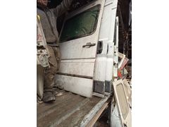 Mercedes Sprinter sağ sürgü kapı 312 kasa