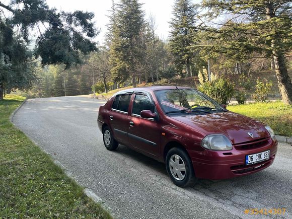 Galeriden Renault Clio 1.4 RNA 2001 Model Amasya