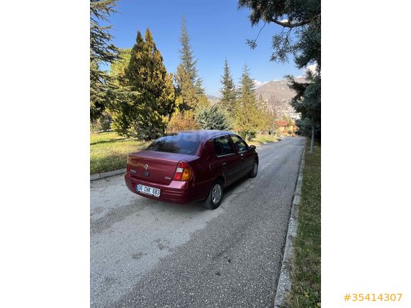 Galeriden Renault Clio 1.4 RNA 2001 Model Amasya