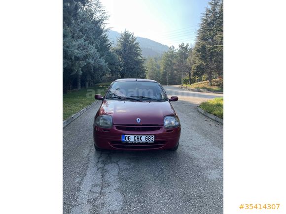 Galeriden Renault Clio 1.4 RNA 2001 Model Amasya
