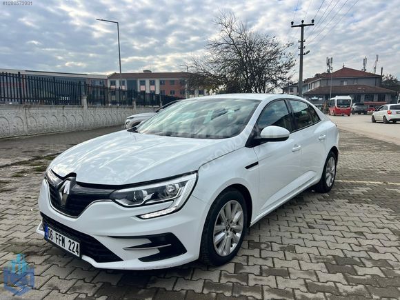 METSA'DAN 2021 MEGANE JOY COMFORT HATASIZ OTOMATİK TESLA EKRANLI