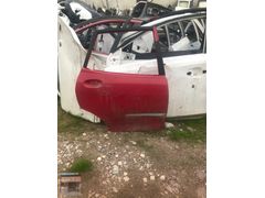 daihatsu sirion sag arka kapı 2004 model