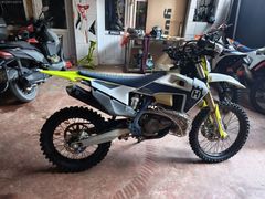 2021 HUSQVARNA TE 250İ 145 SAATTE