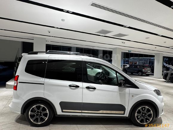 Sahibinden Ford Tourneo Courier 1.5 TDCi Titanium Plus 2022 Model