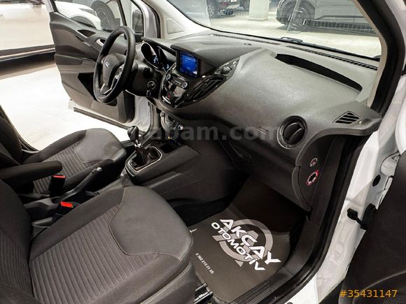 Sahibinden Ford Tourneo Courier 1.5 TDCi Titanium Plus 2022 Model