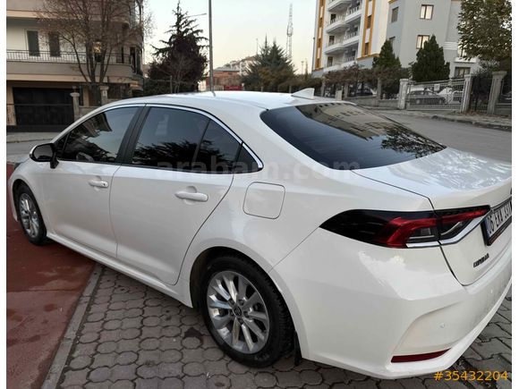 Sahibinden Toyota Corolla 1.5 Dream 2021 Model 