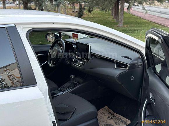 Sahibinden Toyota Corolla 1.5 Dream 2021 Model 
