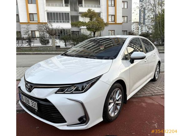 Sahibinden Toyota Corolla 1.5 Dream 2021 Model 