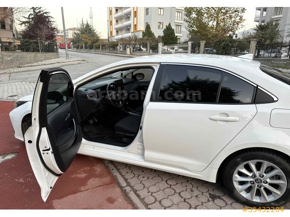 Sahibinden Toyota Corolla 1.5 Dream 2021 Model 