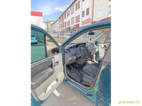 Sahibinden Renault Scenic 1.9 dCi Dynamique 2003 Model