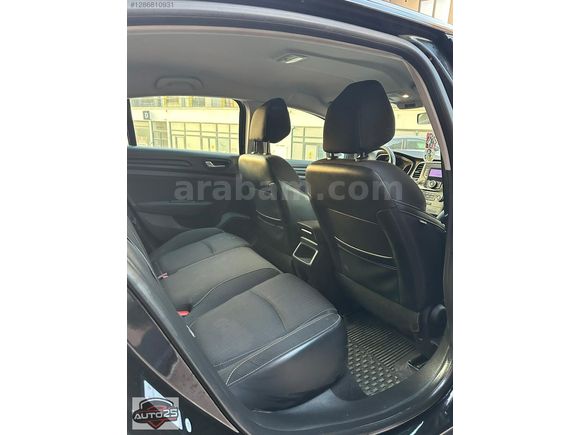 AUTO25 DEN MEGANE 4