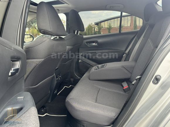 2025 ÇKŞ SADECE 20 KM COROLLA 1.8 HYBRID PRO 140HP FLAME X-PACK