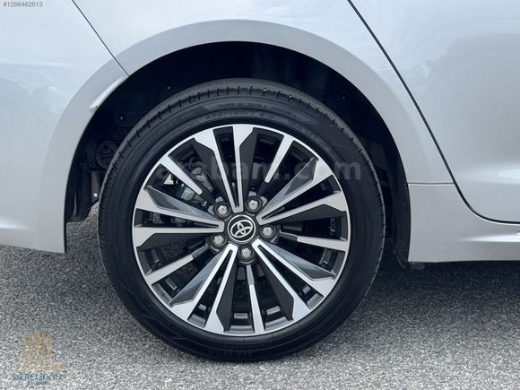 2025 ÇKŞ SADECE 20 KM COROLLA 1.8 HYBRID PRO 140HP FLAME X-PACK