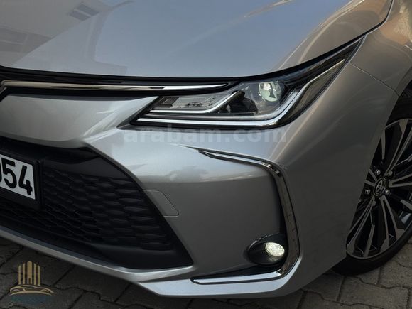2025 ÇKŞ SADECE 20 KM COROLLA 1.8 HYBRID PRO 140HP FLAME X-PACK