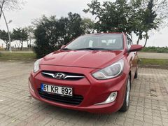 Sahibinden Hyundai Accent Blue 1.6 CRDI Mode Plus 2012 Model 