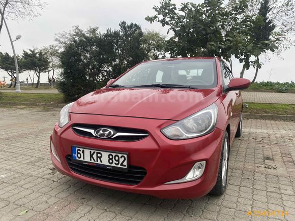 Sahibinden Hyundai Accent Blue 1.6 CRDI Mode Plus 2012 Model 