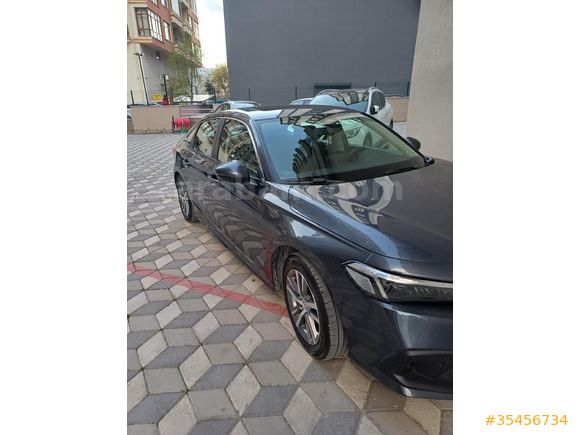 Sahibinden Honda Civic 1.5 i-VTEC Eco Elegance Plus 2024 Model
