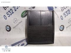 MERCEDES SPRİNTER 2 SİYAH ORTA KONSOL PERDE 30981-0600