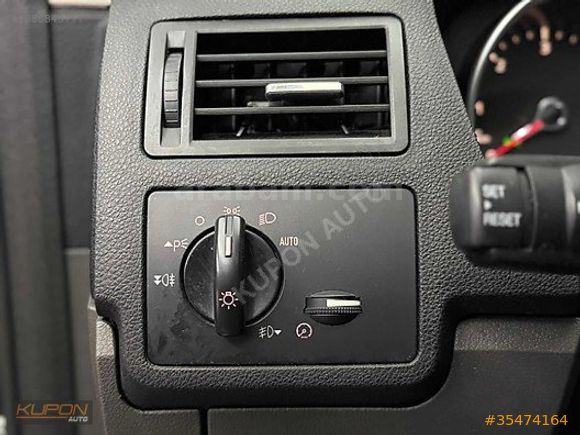 KUPON AUTO'dan FORD KUGA SELECTİVE 4WD CAM TAVAN OTM.