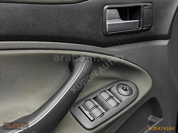 KUPON AUTO'dan FORD KUGA SELECTİVE 4WD CAM TAVAN OTM.