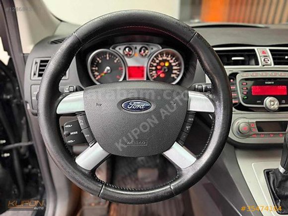 KUPON AUTO'dan FORD KUGA SELECTİVE 4WD CAM TAVAN OTM.