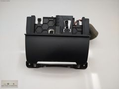 AUDİ A3-A4 ORTA KONSOL KÜLLÜK 8K0 857 951