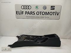 BMW F30 SİYAH ORTA KONSOL ÇERÇEVESİ