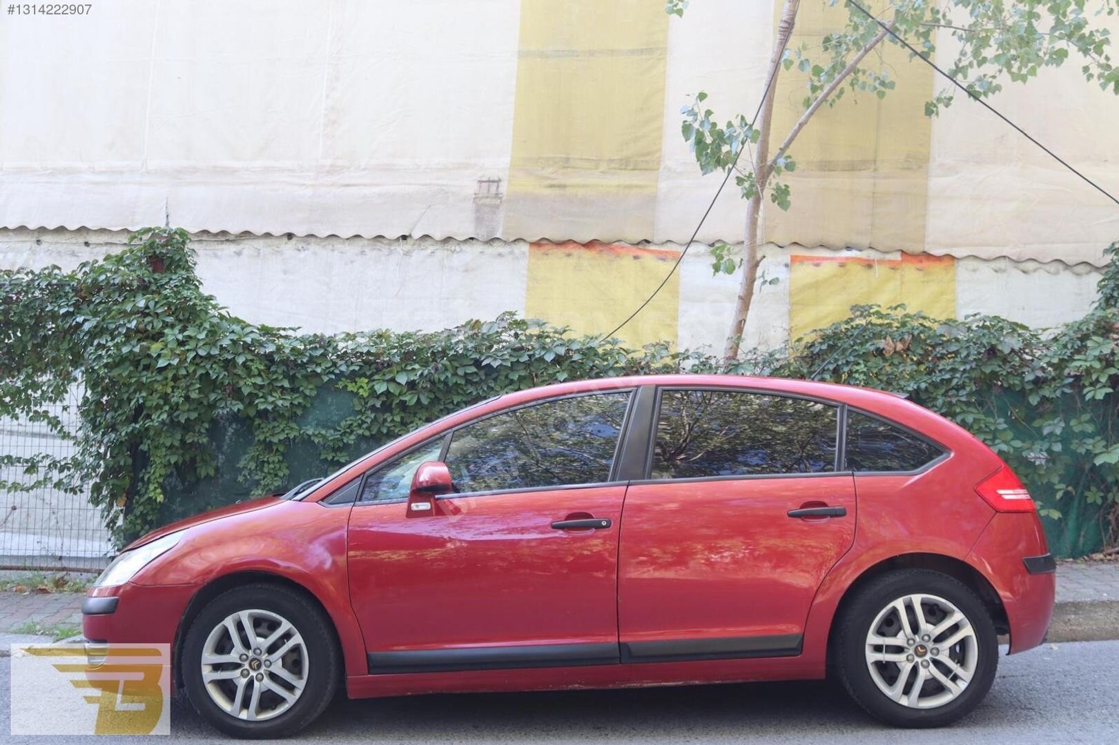 Galeriden Citroen C4 1.4 SX 2006 Model İstanbul 273.000 km Kırmızı 3