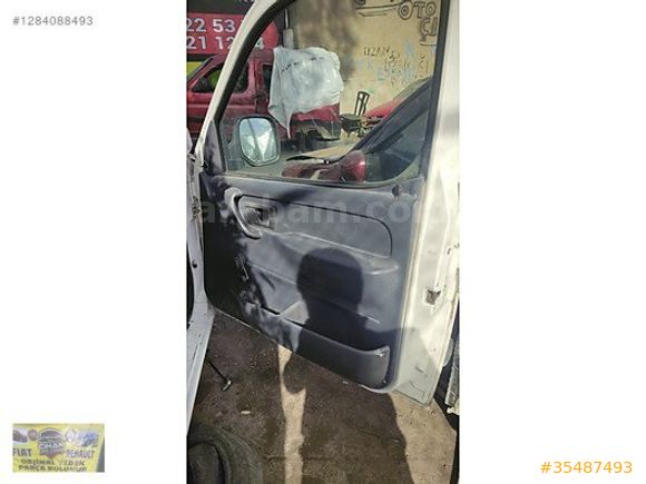 Peugeot partner sağ ön kapı döşemesi